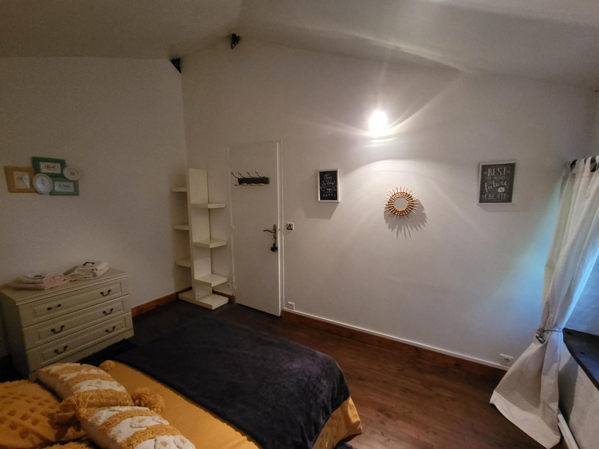 Chambres D Hotes L'Agape Saint-Martial-sur-Isop Szoba fotó